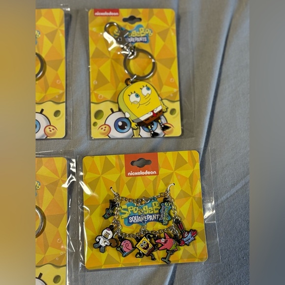 Nickelodeon SpongeBob SquarePants Keychains and Bracelets - Yellow and Red - Picture 2 of 4